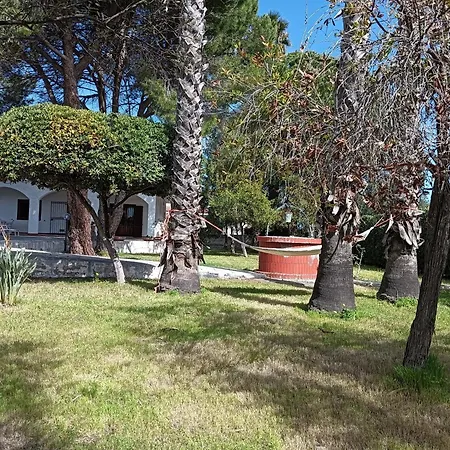 La Pineta Tatil Evi Arenella (Syracuse)